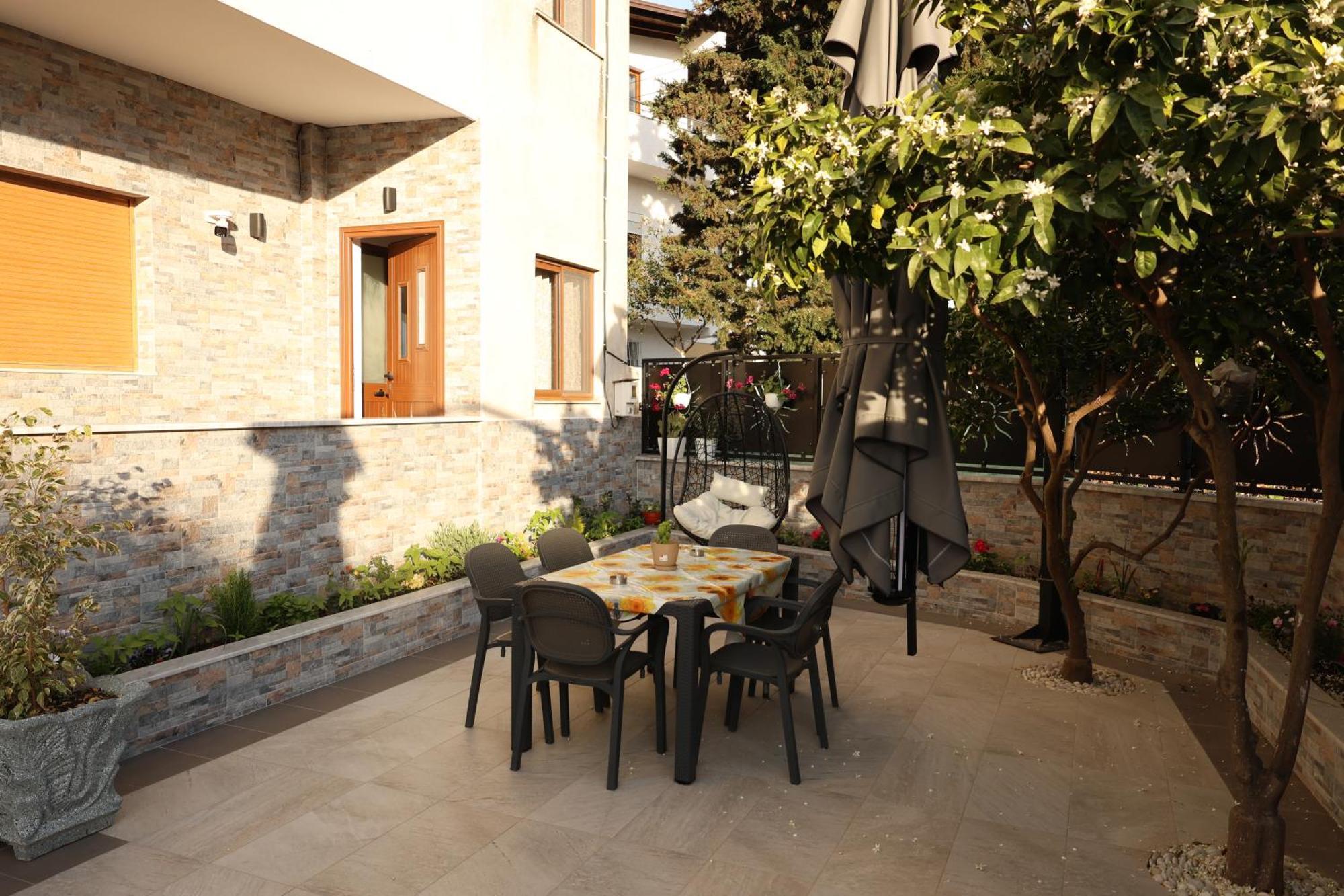 Vila Eljus Durrës Buitenkant foto